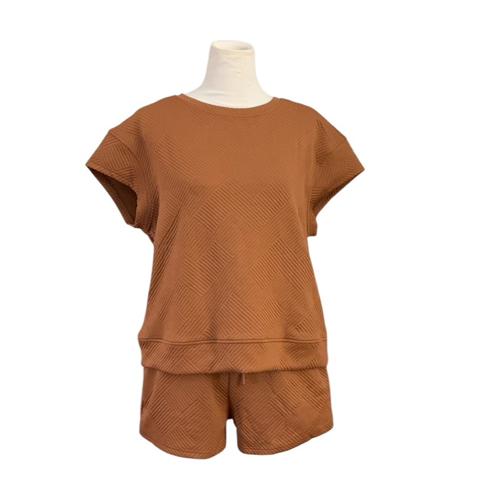 Textured brown matching top and shorts loungewear set